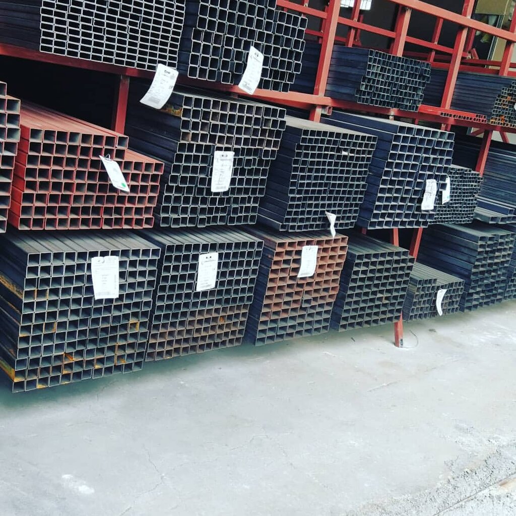 Boru tesisatı ve aksesuarları Taşova Demir Çelik ve Yapı Malzemeleri, İstanbul, foto