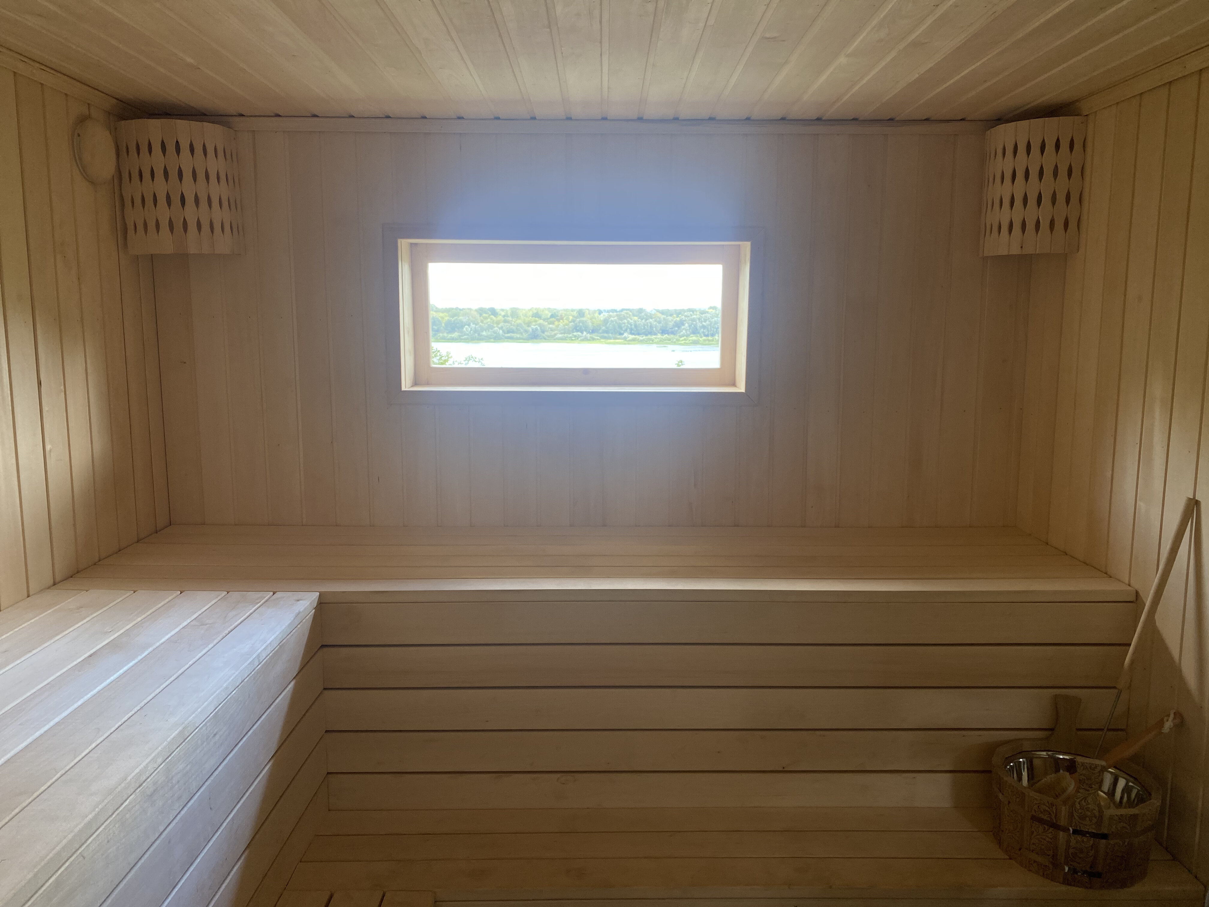 Фото Дом над рекой