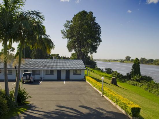 Фото Colonial Court Motor Inn