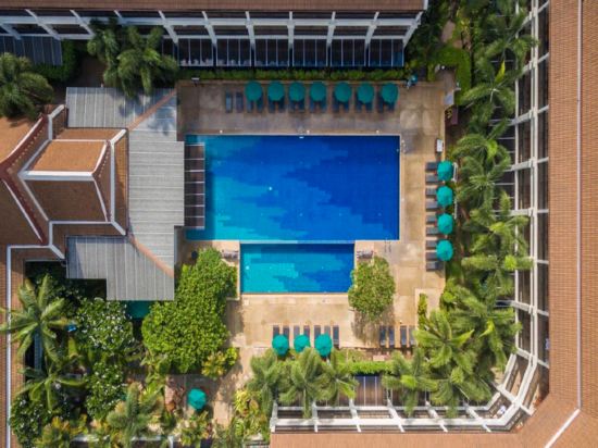 Фото Deevana Patong Resort & SPA