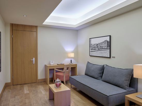 Фото Zeus Thessaloniki Lazart