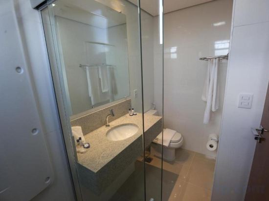 Фото Hotel Amsterdam Montes Claros