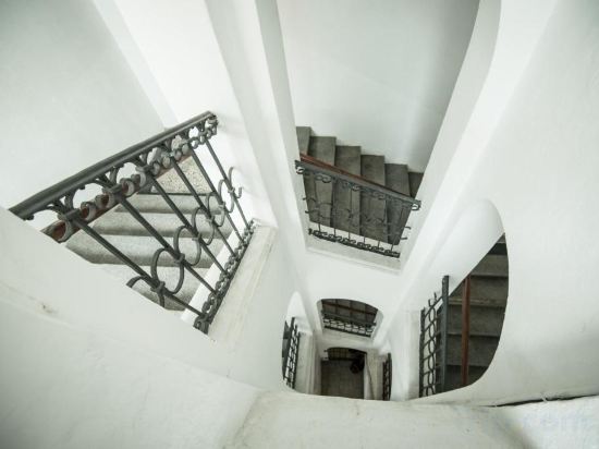 Фото Charles Bridge Hostel & Apartments