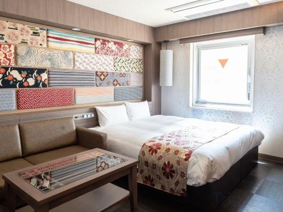 Фото Hotel Livemax Umeda Central