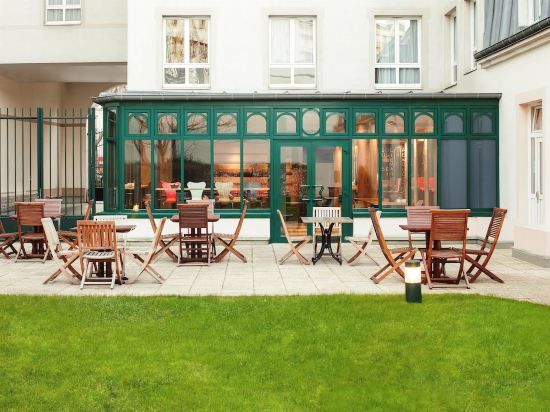 Фото ibis Paris Gare de Lyon Ledru Rollin 12th