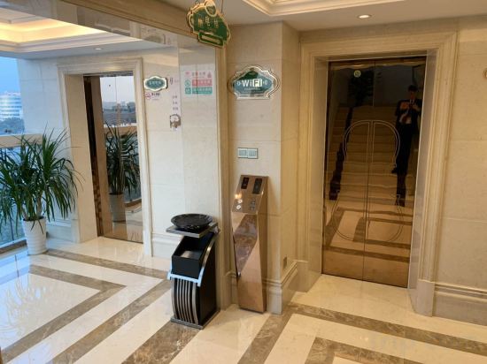 Фото Vienna Hotel Shenzhen - FuYong Metro Station Branch