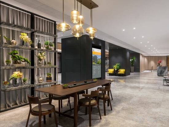 Фото 241908842824