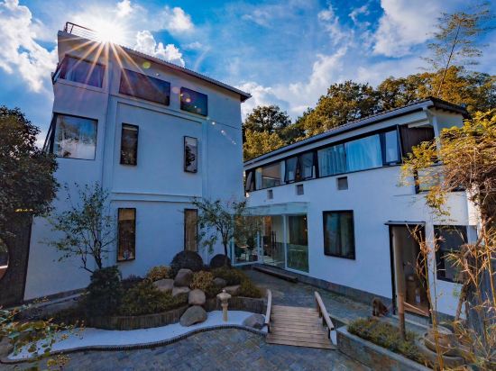 Фото Green Sleeves