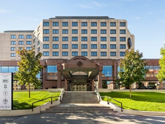 Фото Vienna House by Wyndham Diplomat Prague