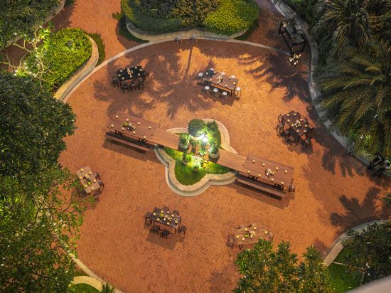 Фото New World Saigon Hotel