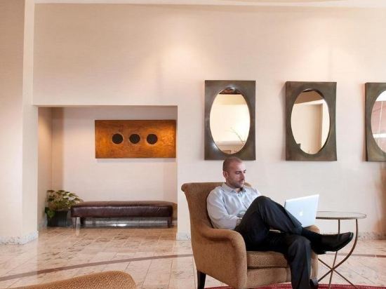 Фото The Grand Hotel