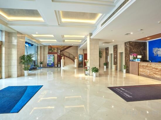 Фото Holiday Inn Express Nanjing Xuanwu Lake by IHG