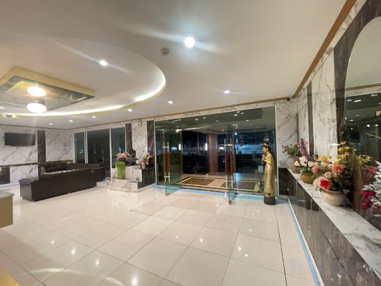 Фото Carpediem Hotel