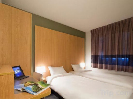 Фото B&B Hotel Castres Centre Gambetta