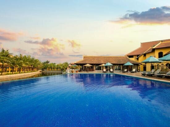 Hotel Emeralda Resort Tam Coc, Ninh Bình Province, photo