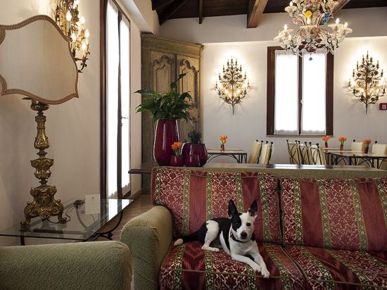 Фото Hotel Columbia