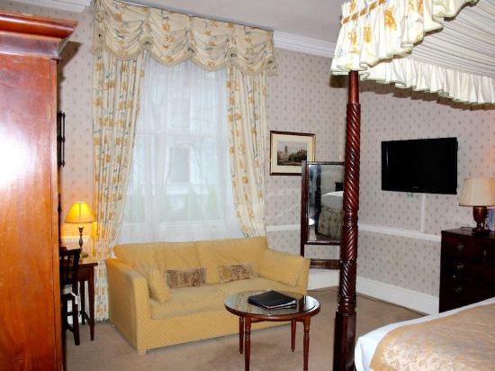 Фото The Abbey Court Notting Hill