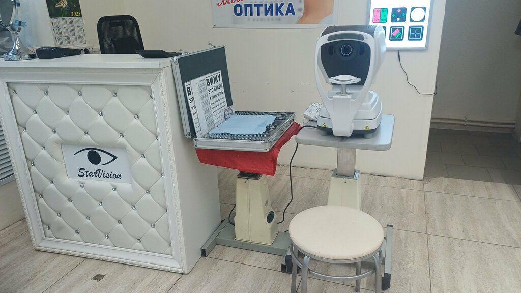 Opticial store Оптика, Jukoff, photo