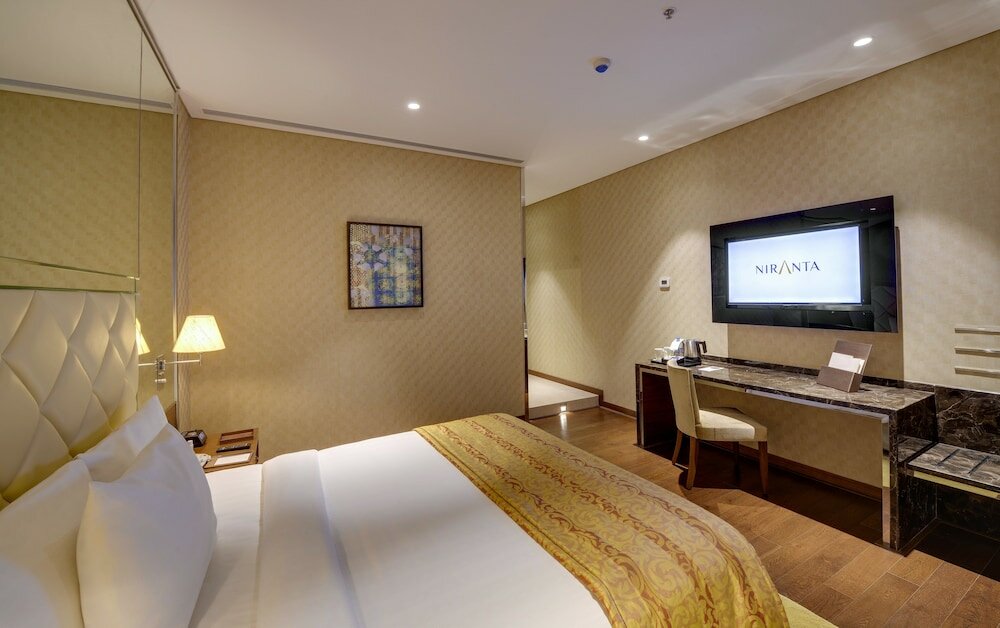 Фото Niranta Airport Transit Hotel – International Wing
