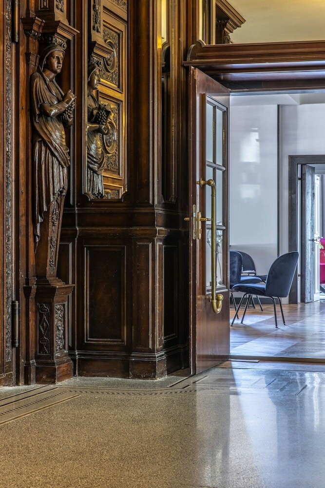 Фото Radisson Blu Schwarzer Bock Hotel