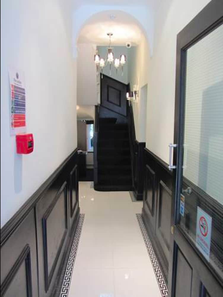 Фото Goodwood Hotel