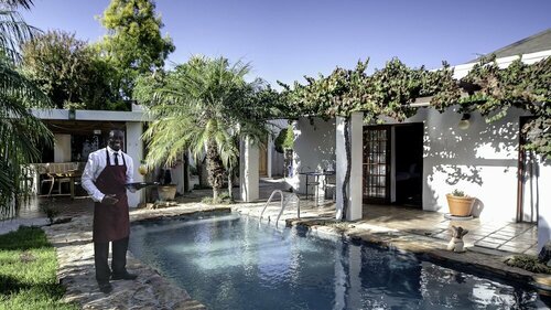 Внешний вид отеля Gubas De Hoek meet eat sleep в Муниципалитете Лангеберге, фото 1