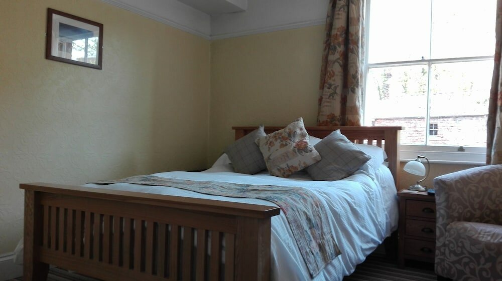 Фото Broomfield House