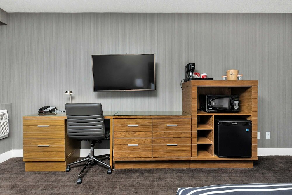 Фото Sandman Hotel Grande Prairie