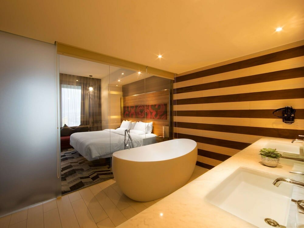 Фото Novotel Pekanbaru