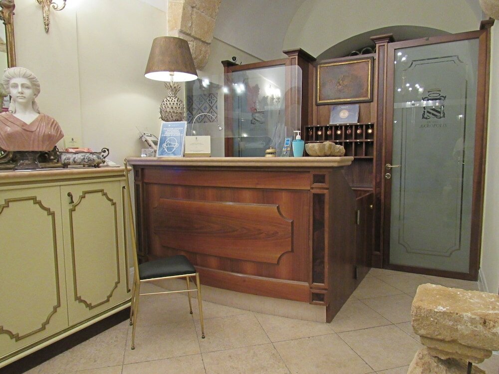 Фото Akropolis Hotel