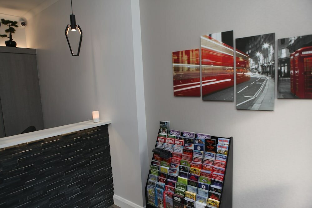 Фото The Omega Hotel