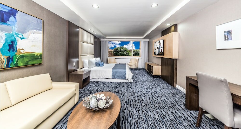 Фото Hotel Pueblo Amigo Plaza & Casino