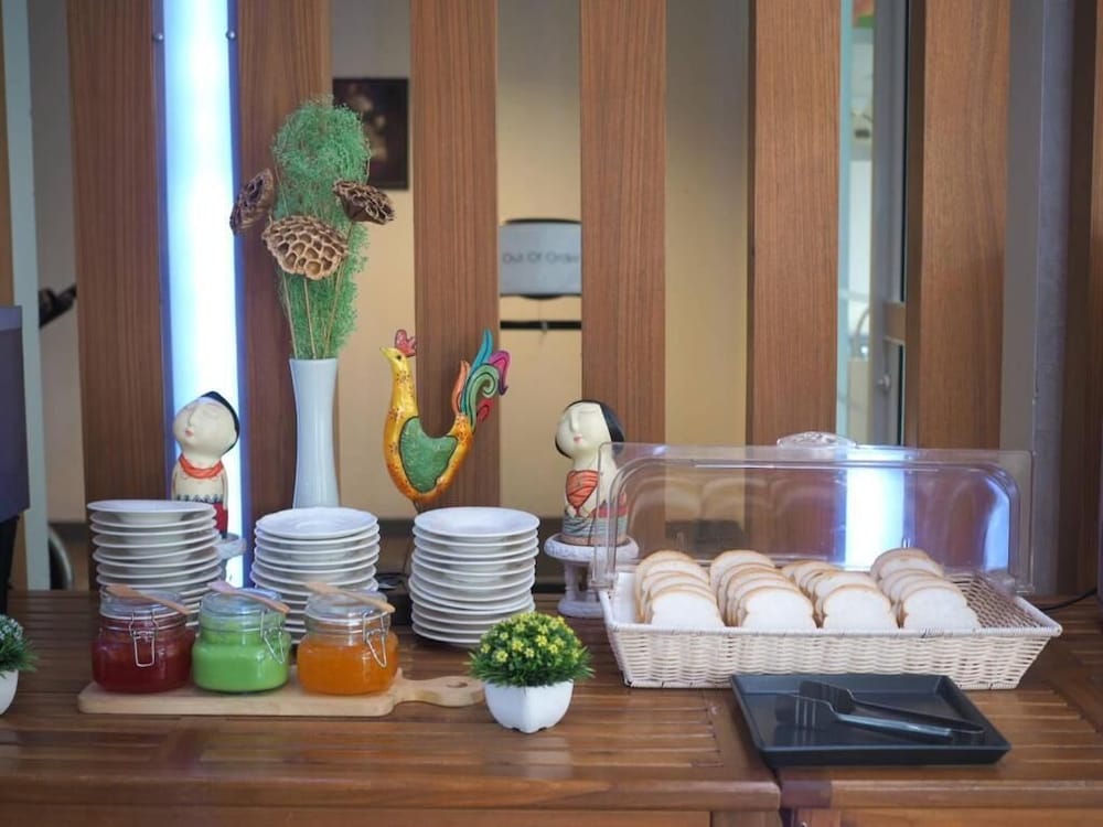 Фото We Briza Hotel Chiangmai