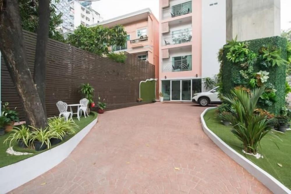 Фото Parkview Ratchaprarop