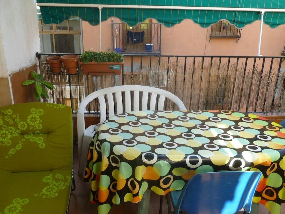 Фото Hostal El Cascabel - Hostel