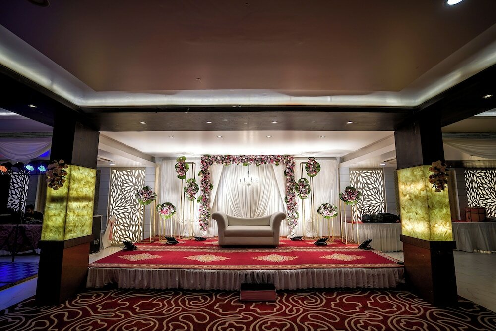 Фото Отель The Golden Apple