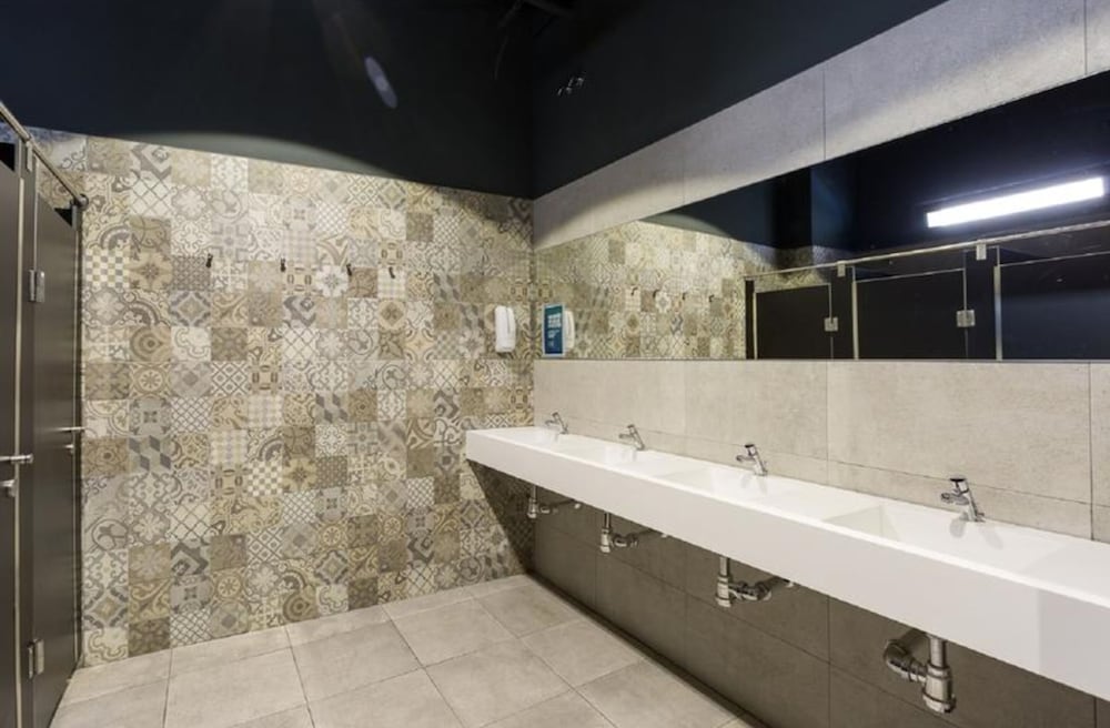 Фото Black Swan Hostel Sevilla