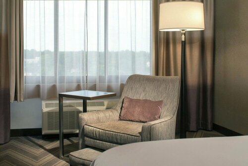 Гостиница Sheraton Bucks County Langhorne в Трентоне