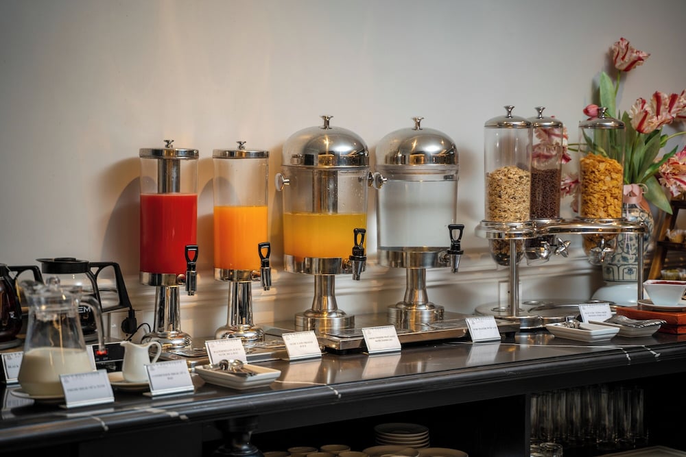 Фото T Boutique Hotel