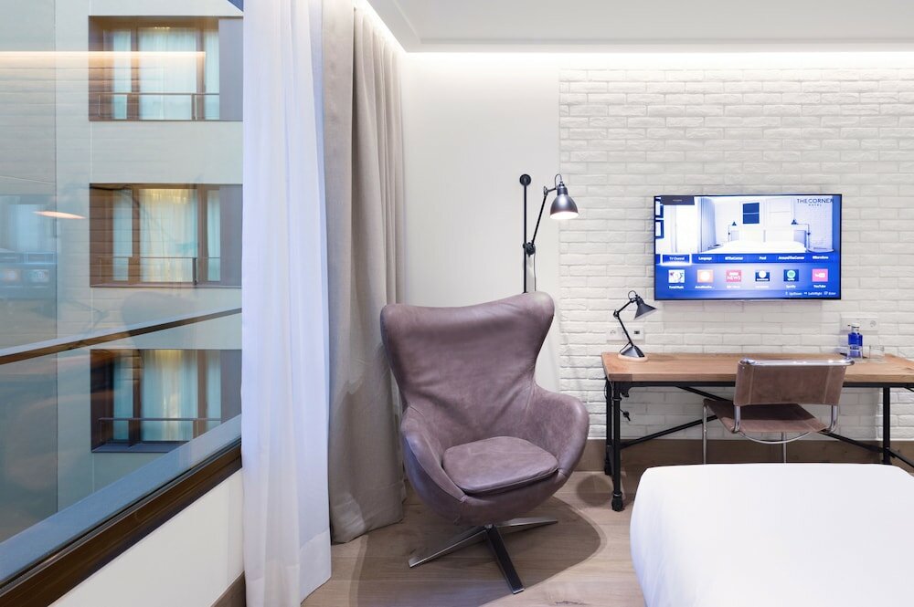 Фото The Corner Hotel