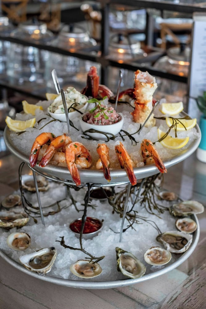 Фото The Westin Jersey City Newport