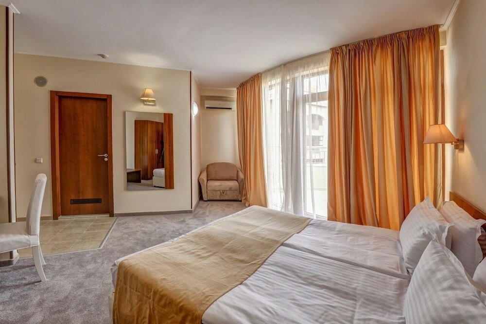 Фото Hotel Continental