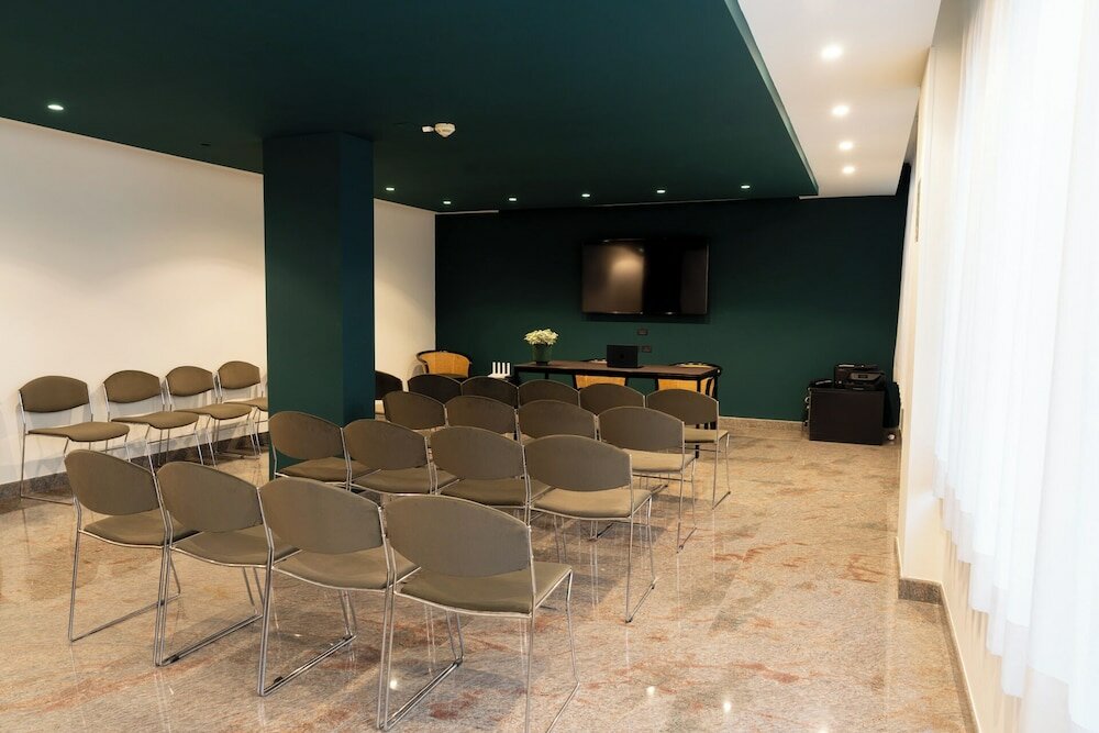 Фото Cristal Palace Hotel