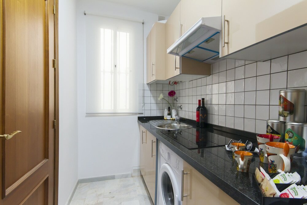 Фото Apartamentos El Tajo & SPA