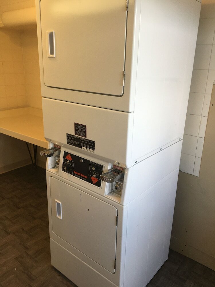 Фото Days Inn by Wyndham Stuart