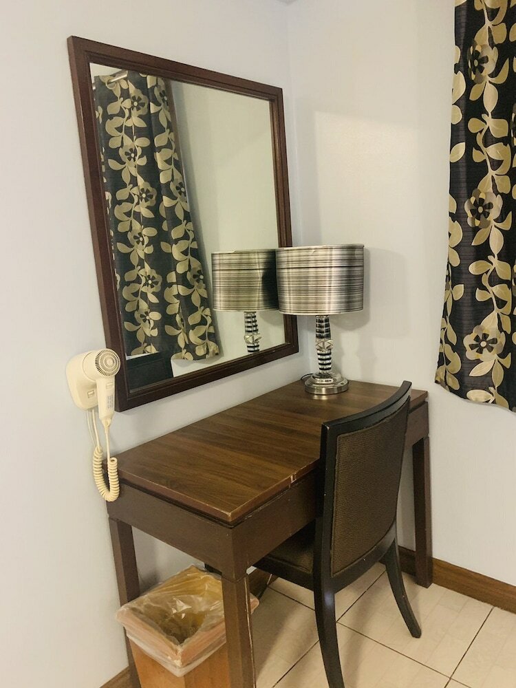 Фото Jupiter Suites