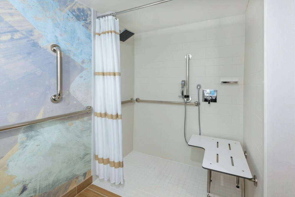 Фото Marriott Madison West