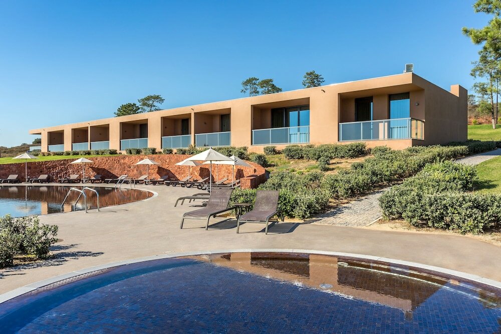 Фото Nau Morgado Golf & Country Club