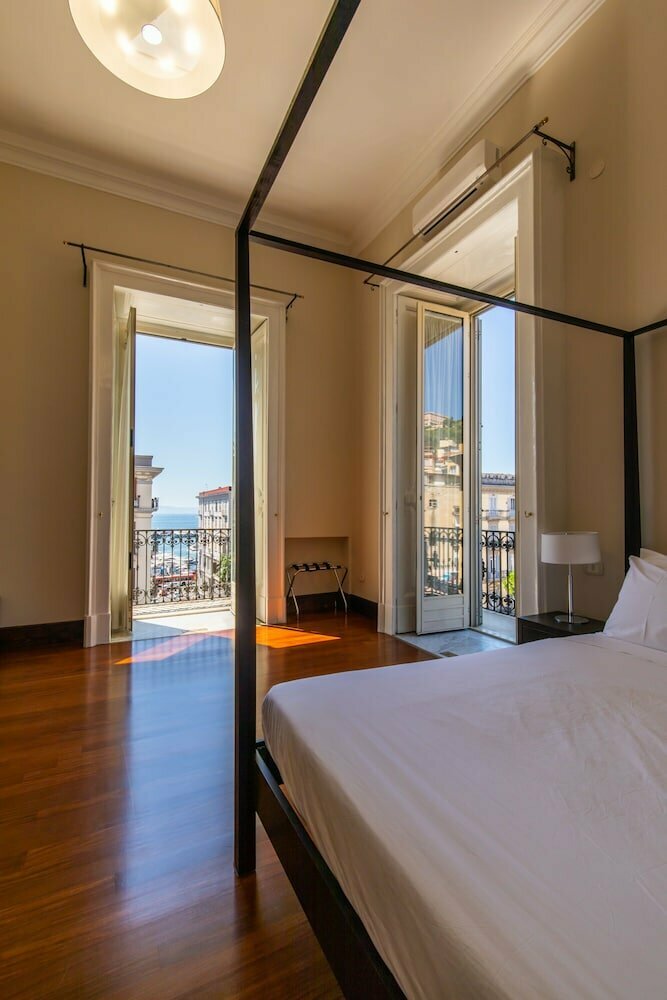 Hotel Gramsci Apartments, Naples, photo