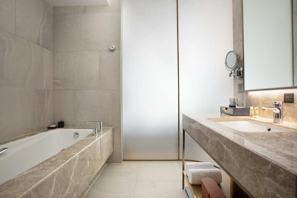 Фото Voco Nanjing Oriental Pearl, An Ihg Hotel